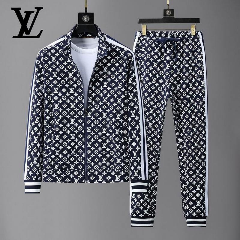 LV Men's Suits 70